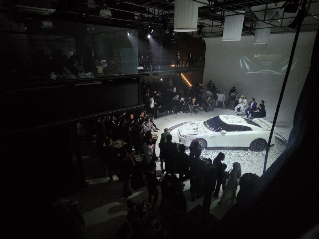 งานจัดแสดงรถยนต์ภายในฮอลล์ The Circus Studio