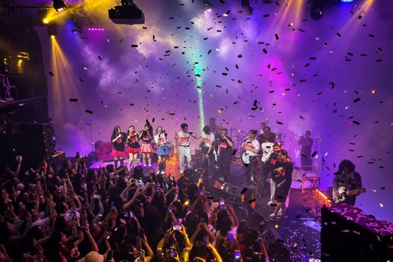 คอนเสิร์ตในฮอลล์ The Circus Studio