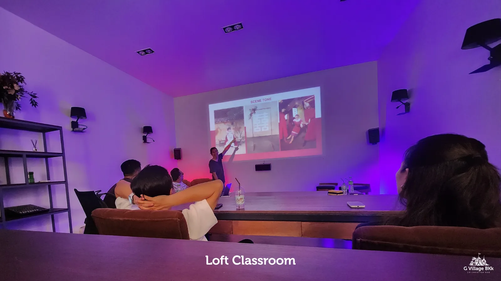 Loft Classroom ห้อง Workshop ชั้น 2 ของ The Circus